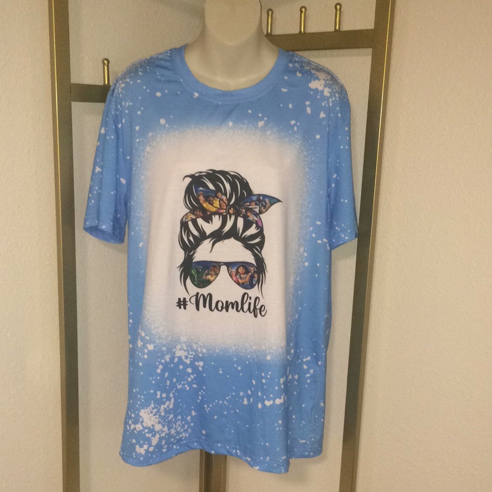 Bleached "Mom Life" Encanto Tee